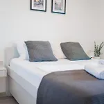 Luxury Karigo 5 Appartement *