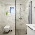 Luxury Karigo 5 Appartement *