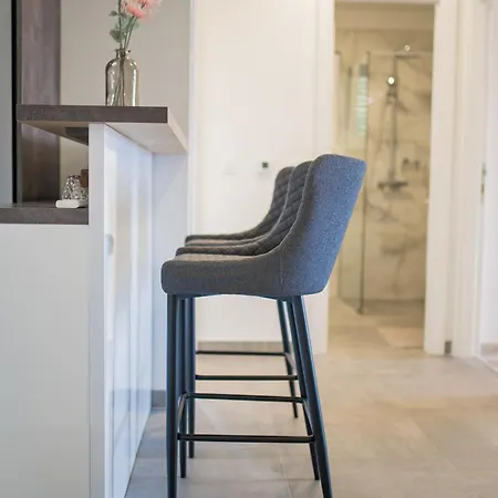 Luxury Karigo 5 * Makarská