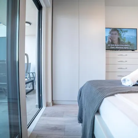 Apartmán Luxury Karigo 5 *