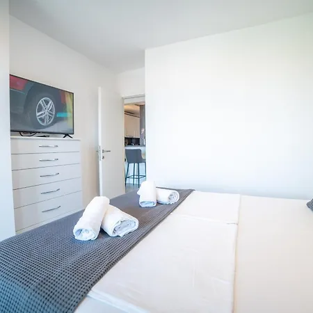 Luxury Karigo 5 ماكارسكا